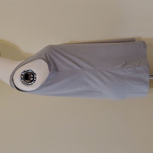 Tank Top - Picture 4 of 12